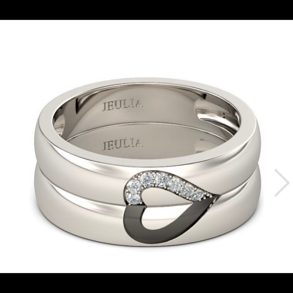 LOVE HEARTS SHAPE STERLING SILVER WEDDING BAND SET